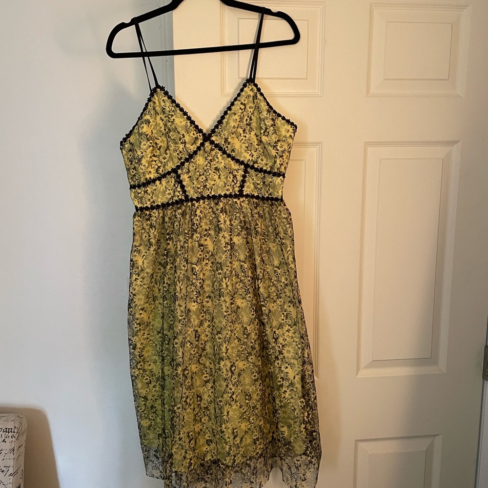 Really cute yellow Aqua dress